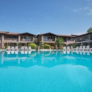https://villaggio-turistico-lugana-marina.it-lombardy.com